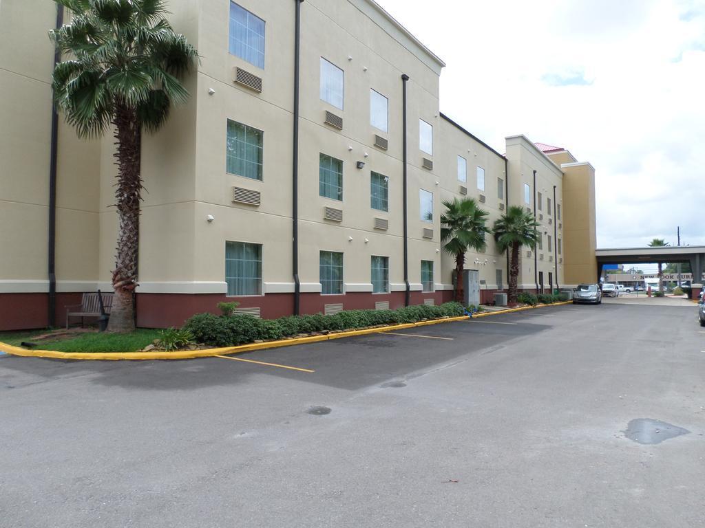 Comfort Suites Лейк-Чарлз Екстер'єр фото