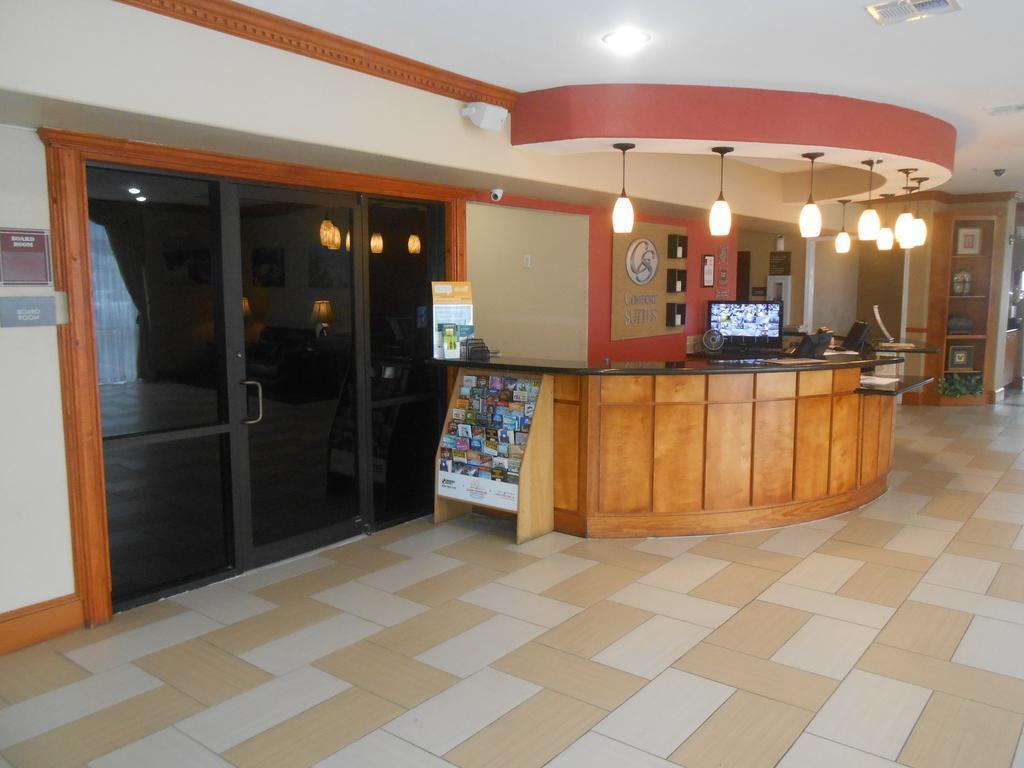 Comfort Suites Лейк-Чарлз Екстер'єр фото